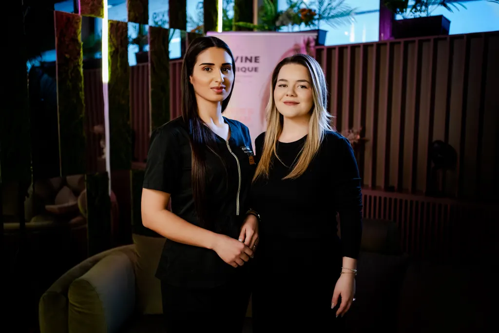 Echipa Divine Clinique în clinică
